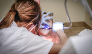Cum să faci vizitele la stomatolog mai ușoare pentru copilul tău