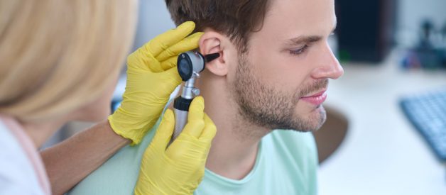 Corectarea defectelor urechilor prin otoplastie