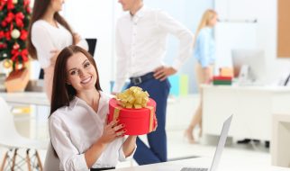 Recompensarea angajaților de sărbători: 5 metode eficiente